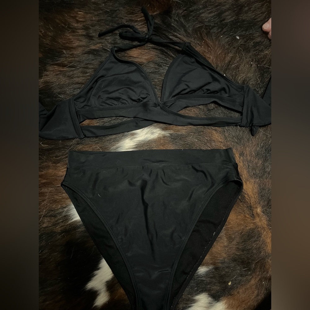 Black Bikini